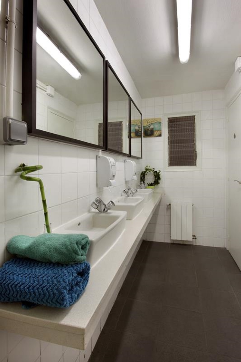 Habitación compartida, mixta, 4 personas