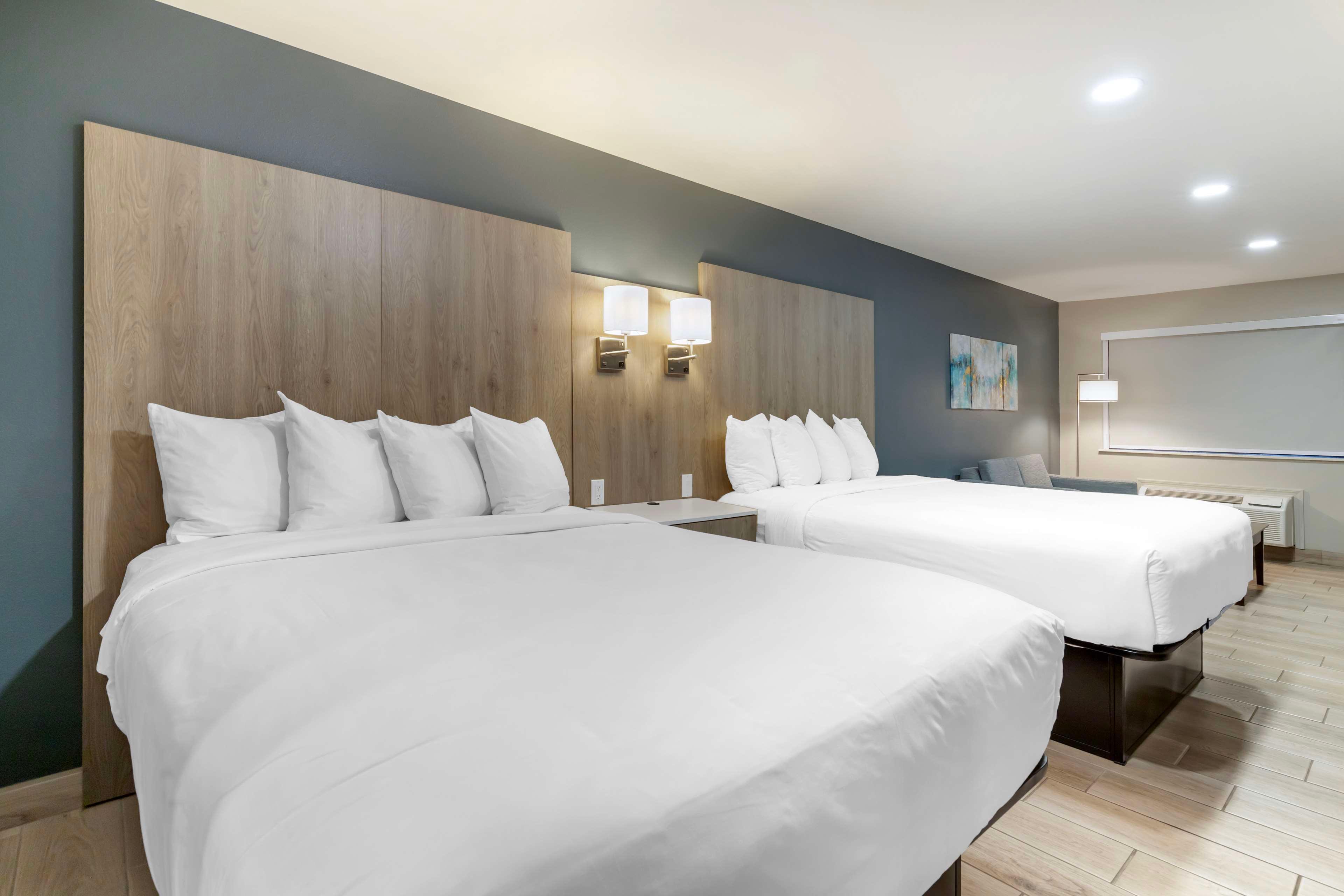 Best Western Plus Edinburg Inn & Suites