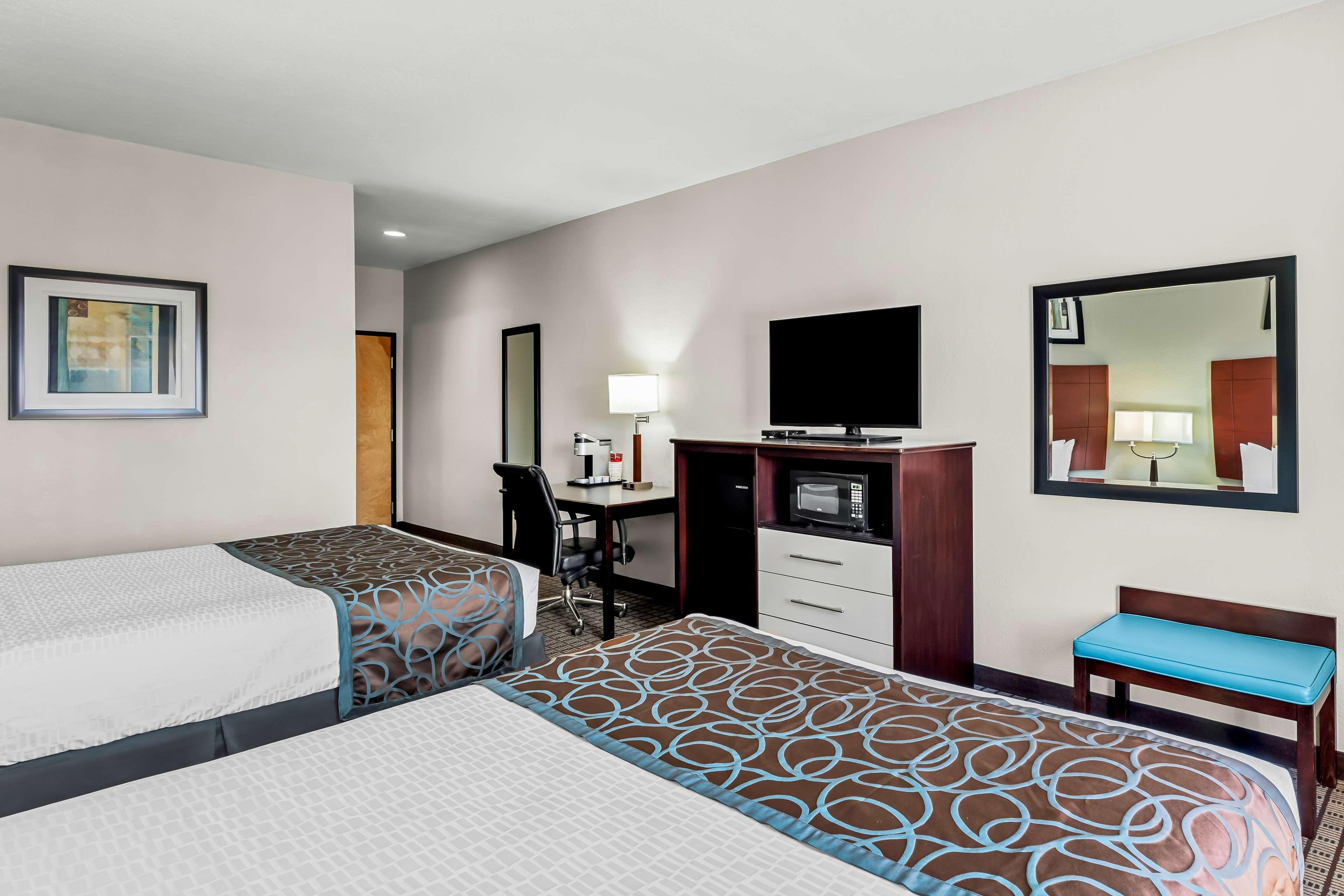 Best Western Plus Magee Inn and Suites