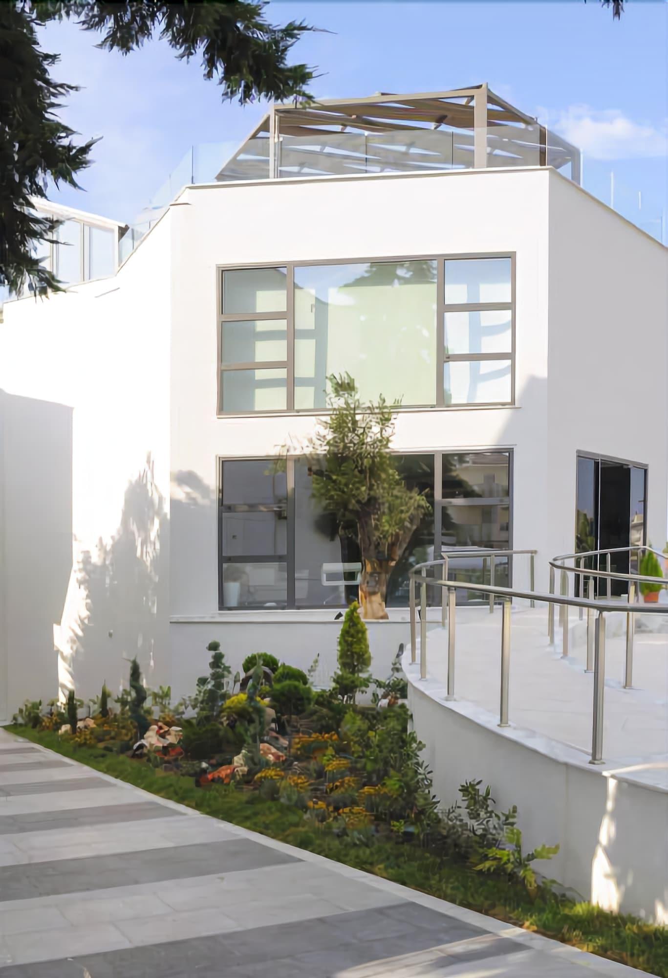 Ostria Sea Side Hotel - фото