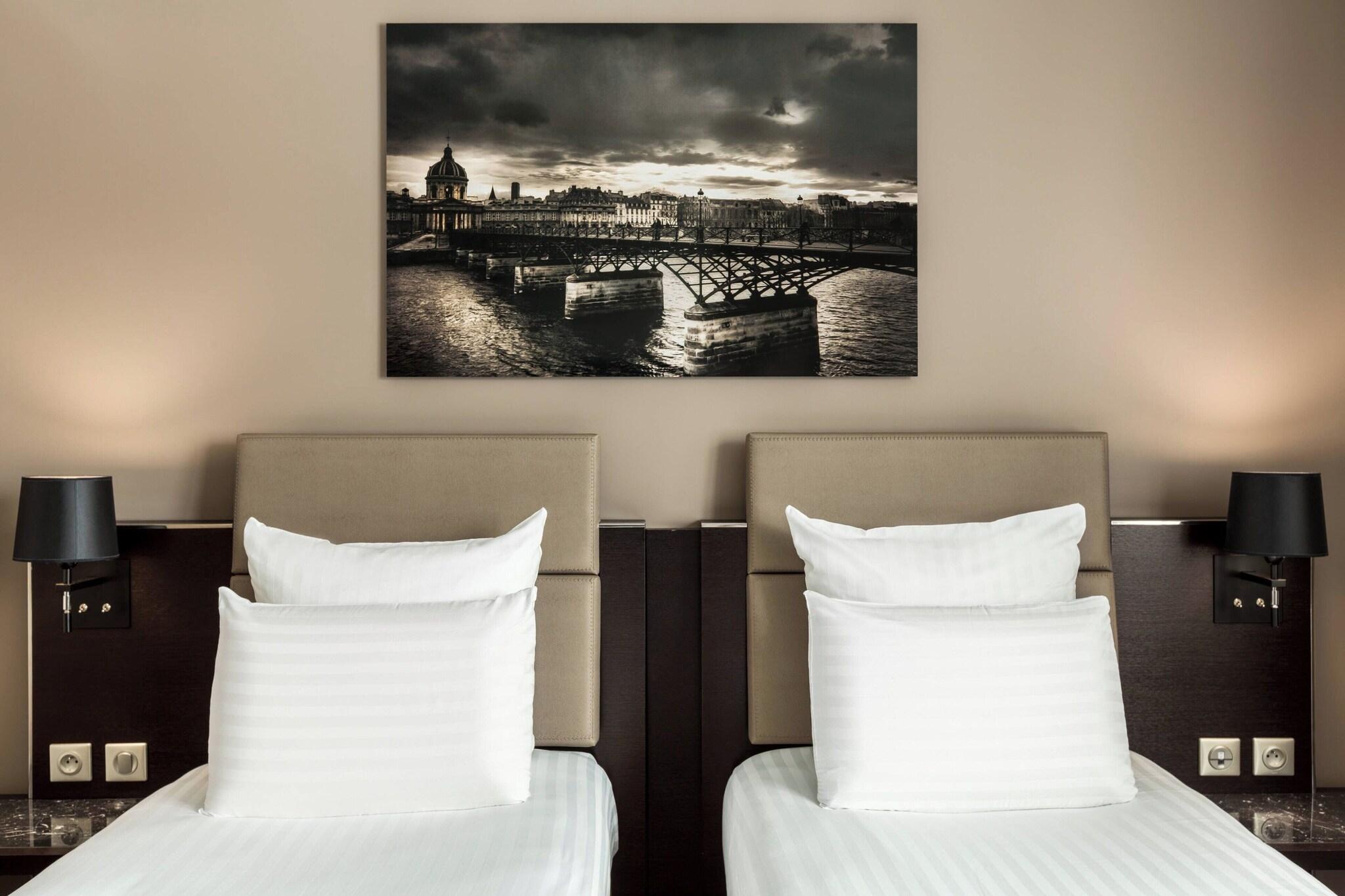 Galerie image de Ac Paris Porte Maillot