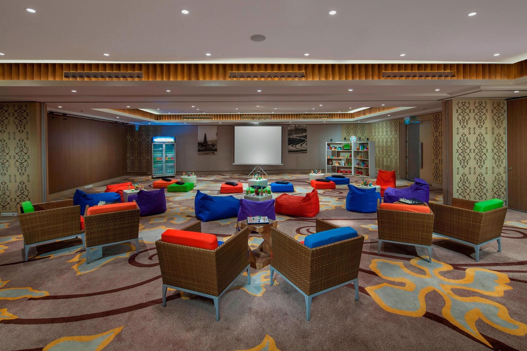 Courtyard Bali Seminyak Resort - photo