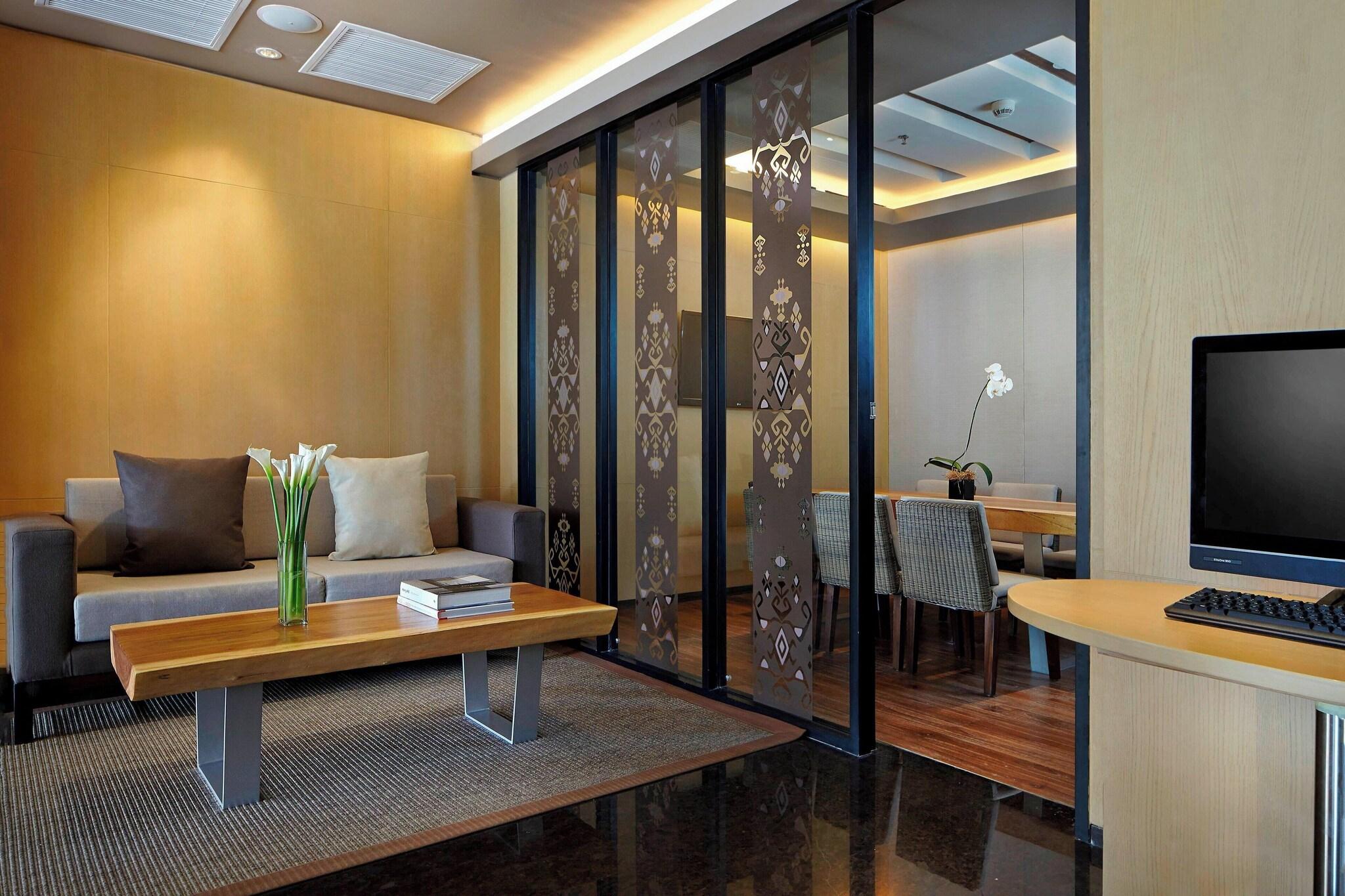 Courtyard Bali Seminyak Resort - photo