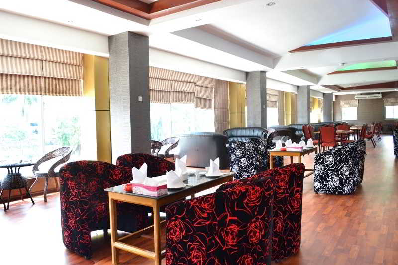 Excel Palace Hotel