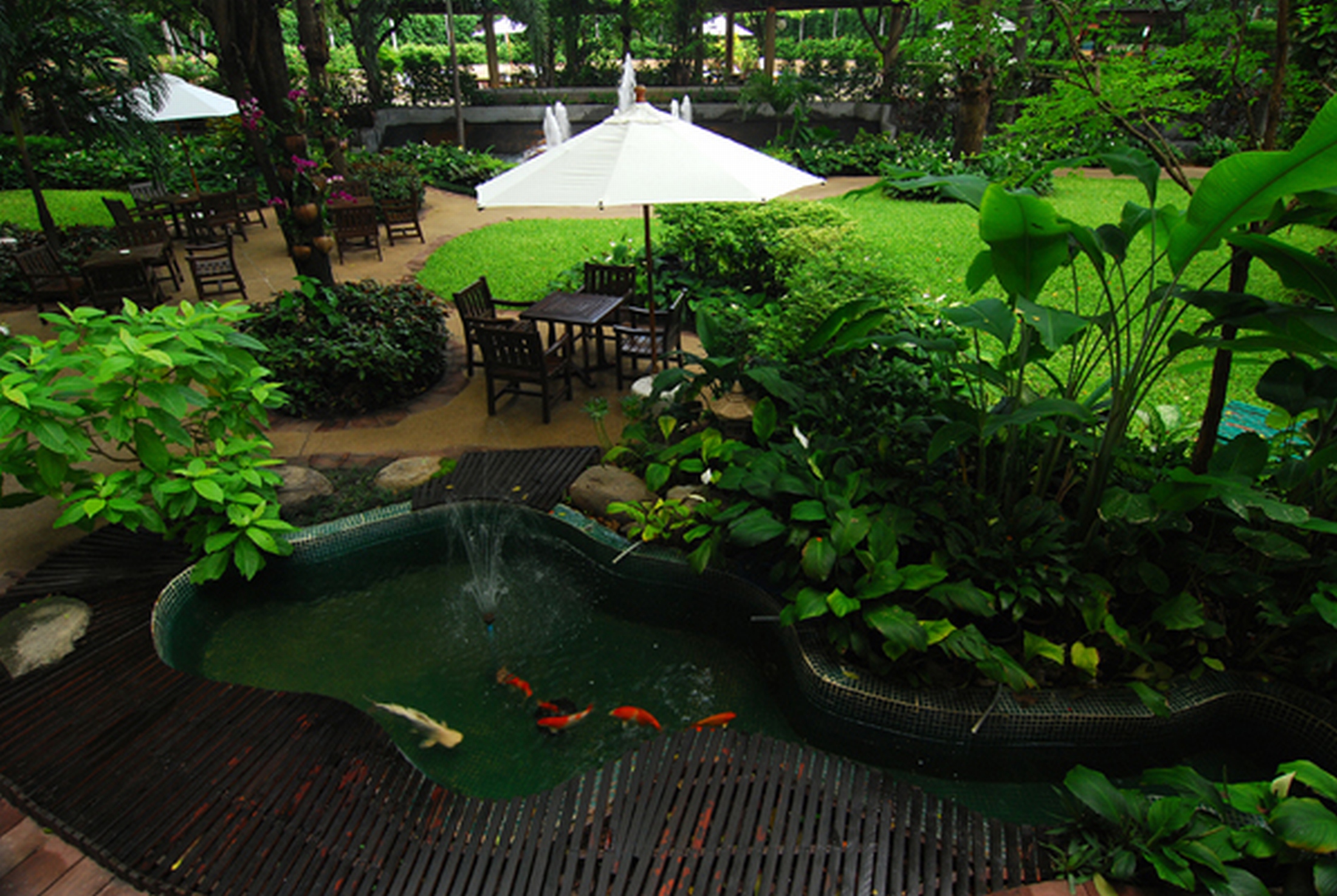 Pantip Suites Sathorn, Sathorn
