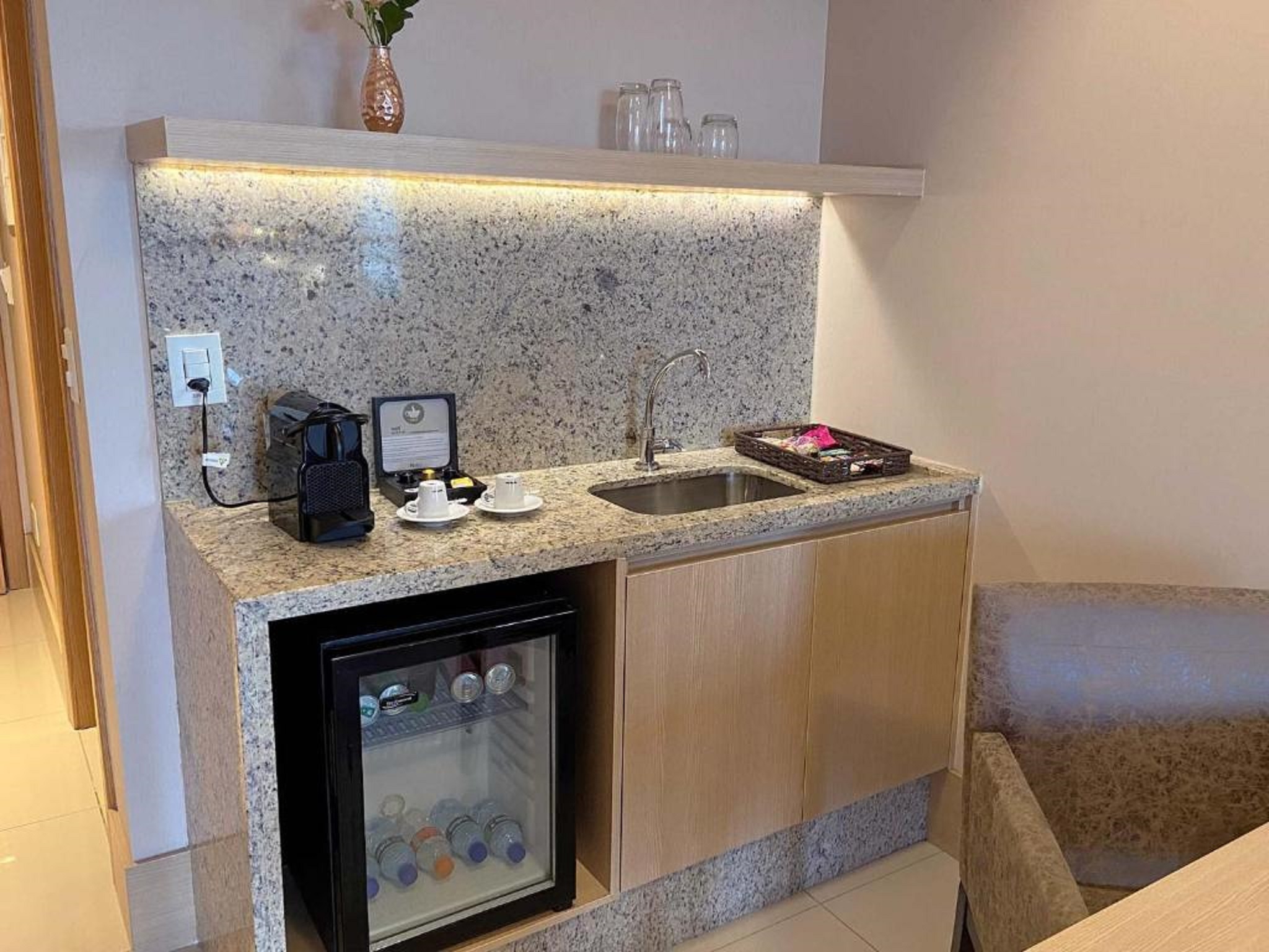 Cullinan Hplus Premium by null