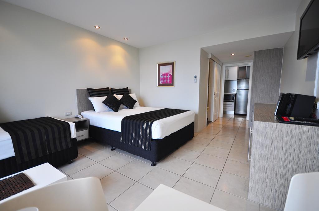 Aquarius on The Beach by null