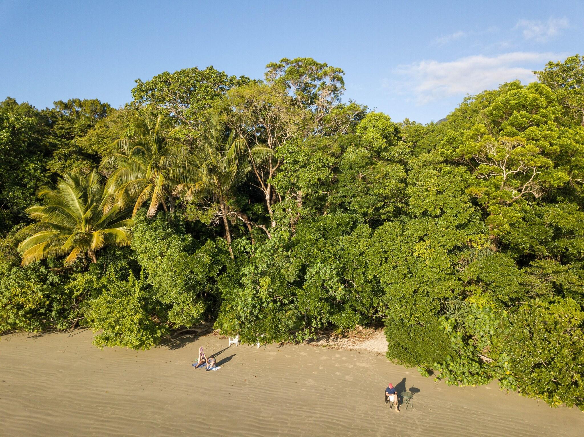 Cape Trib Beach House by null