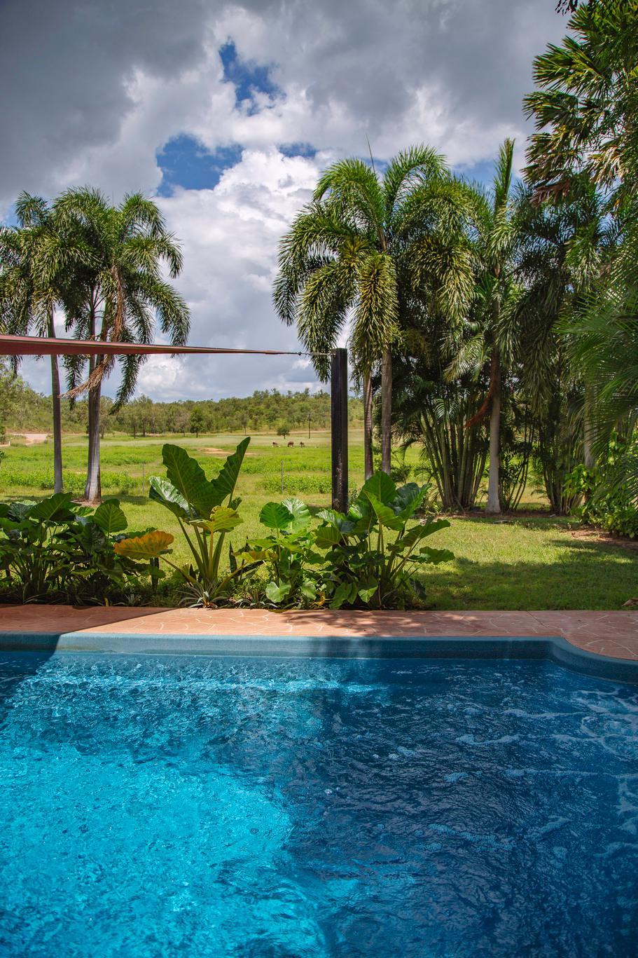 Mt Bundy Station by null