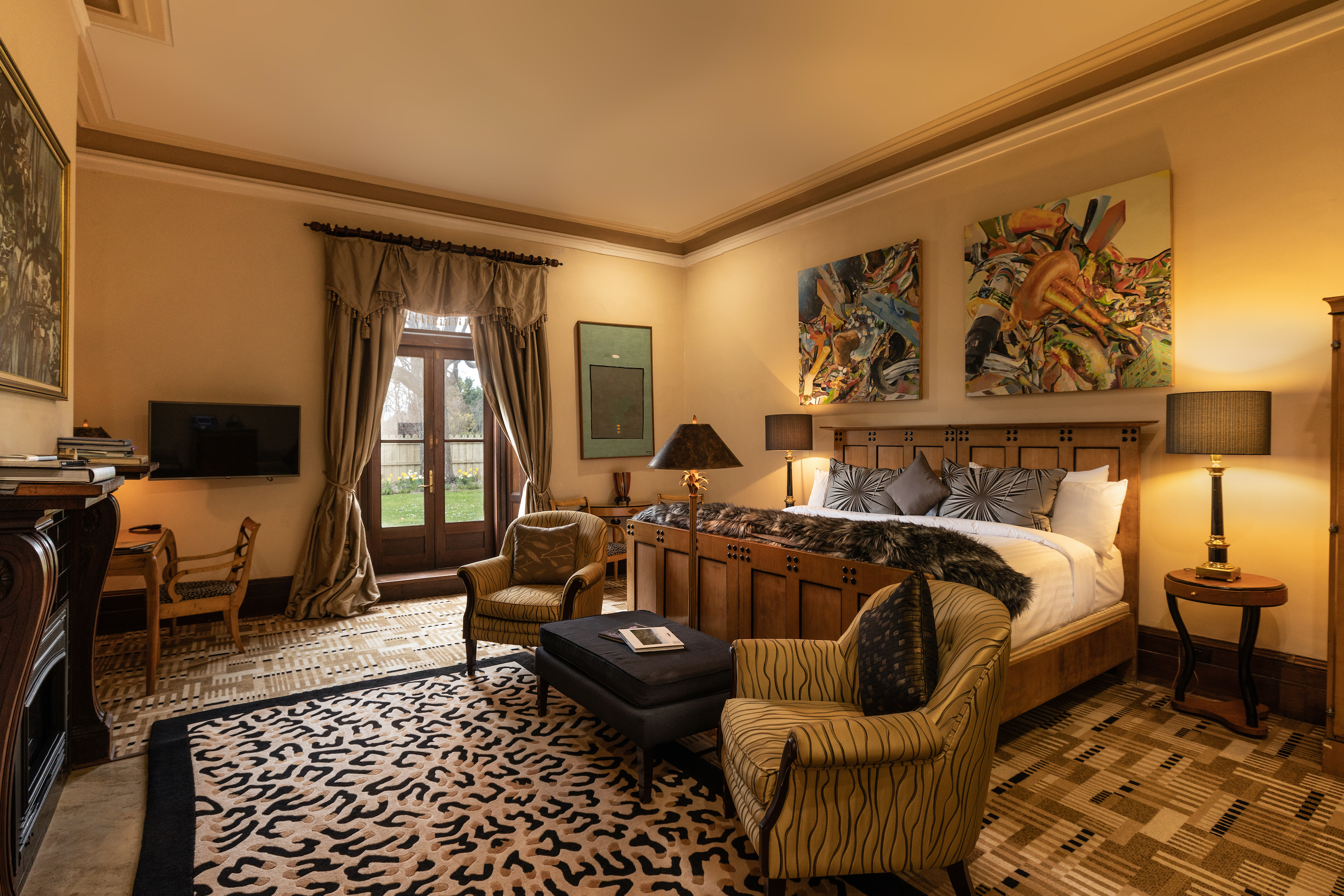 Islington Hotel by null