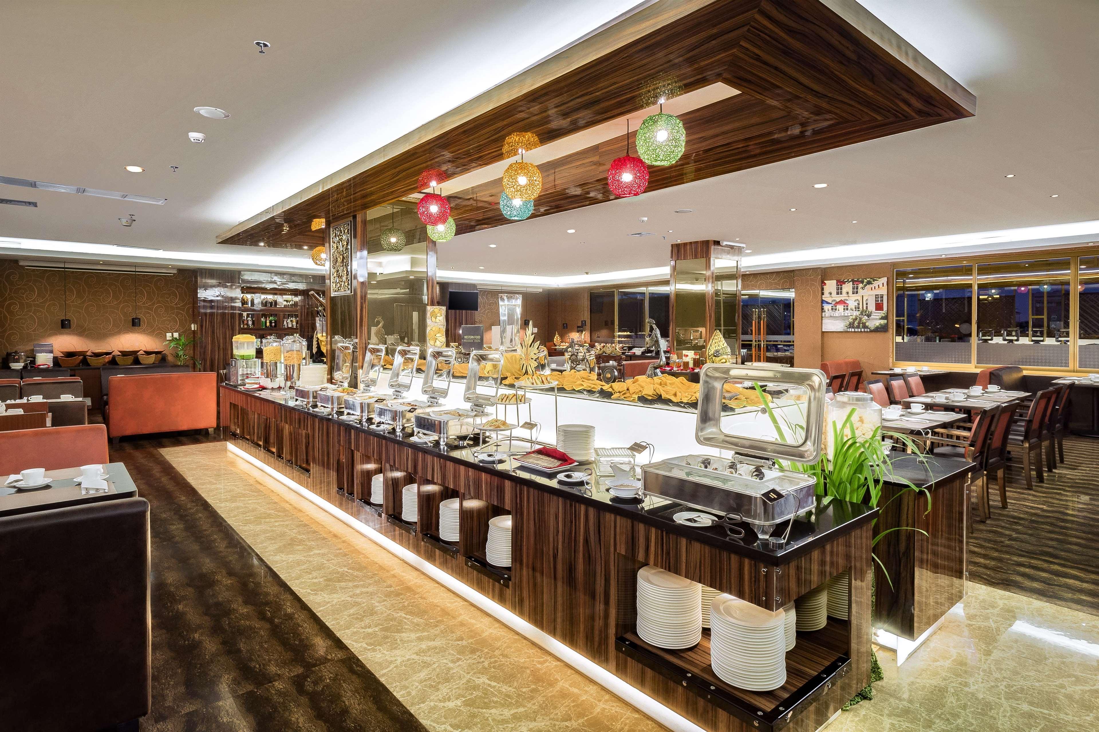 Best Western Plus Makasar Beach