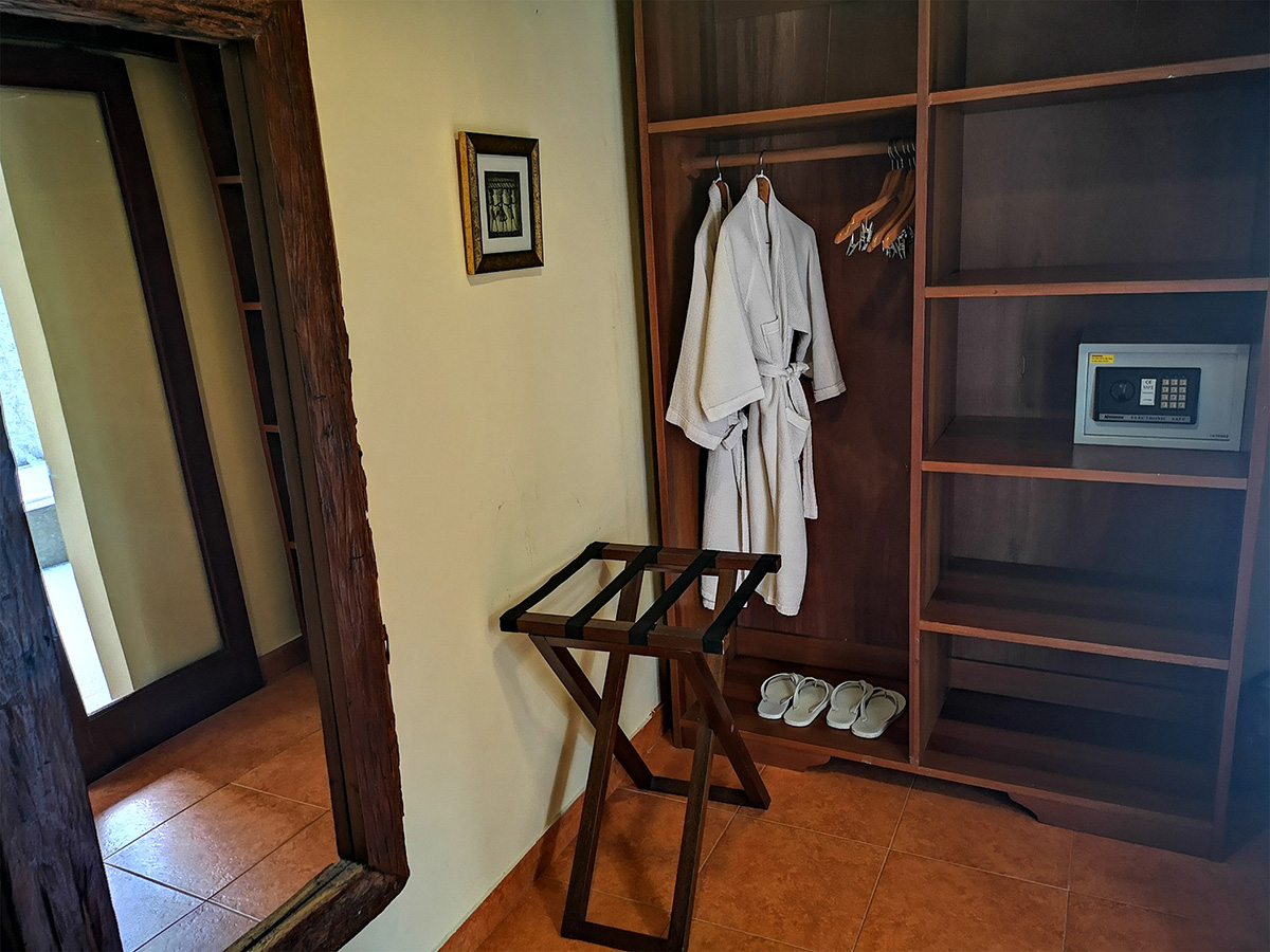 Villa Nirvana by null