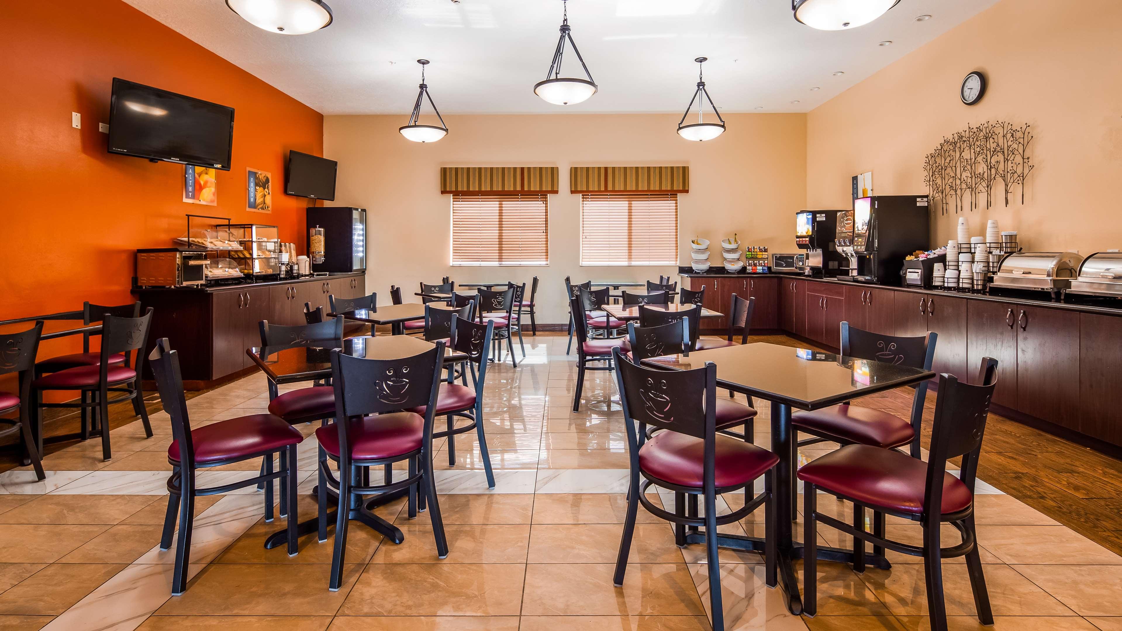 Best Western Plus Zion West Hotel