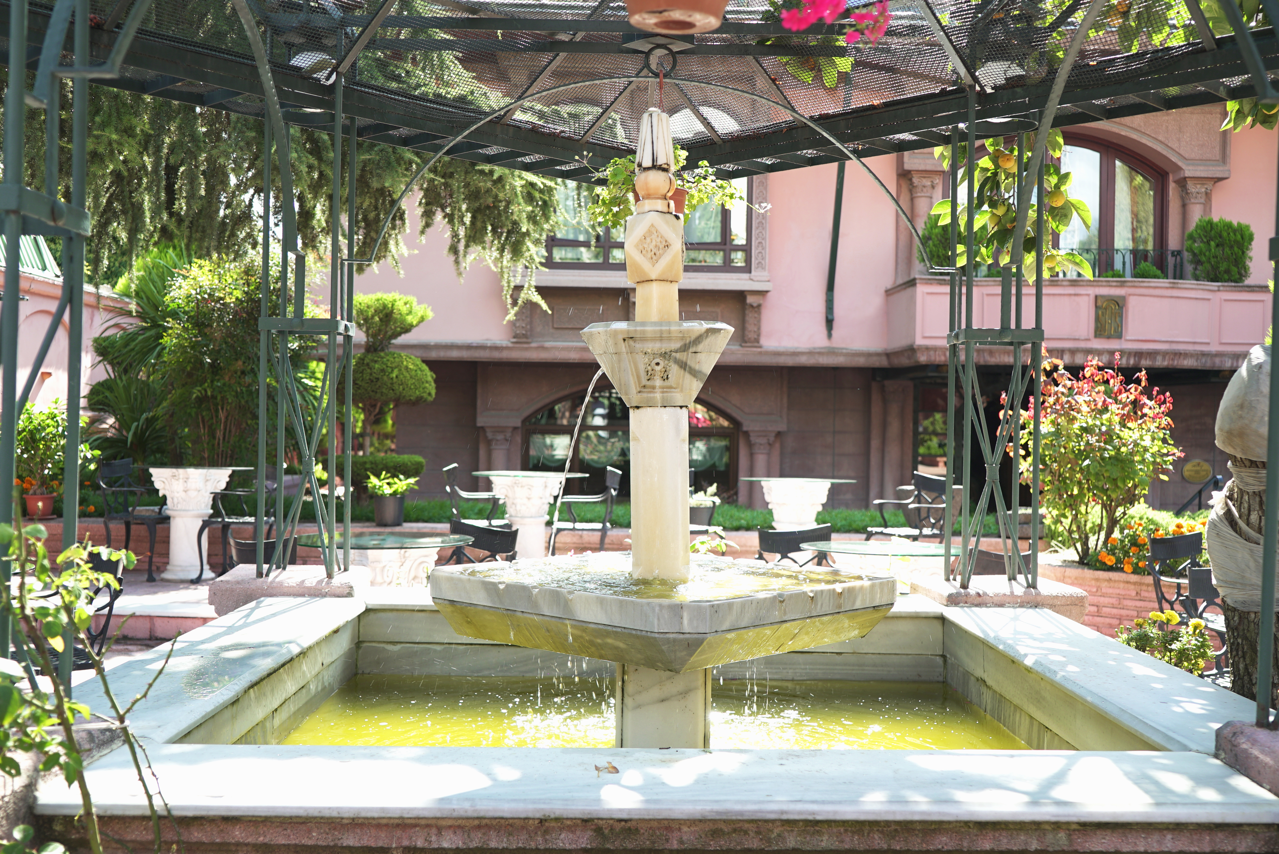 Sultanahmet Palace ( Sultanahmet Sarayi ) - фото