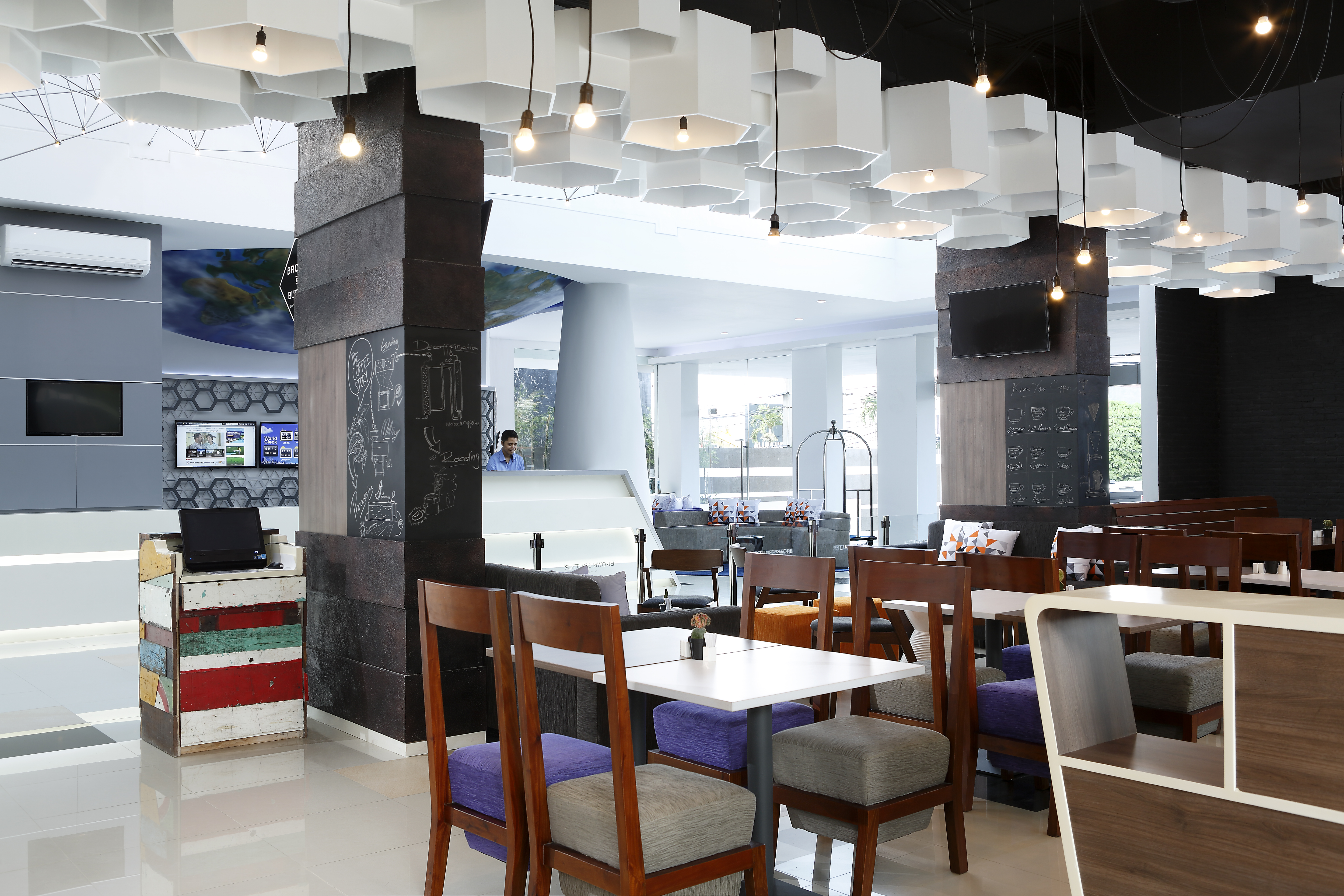 Berry Biz Hotel Powered by Archipelago