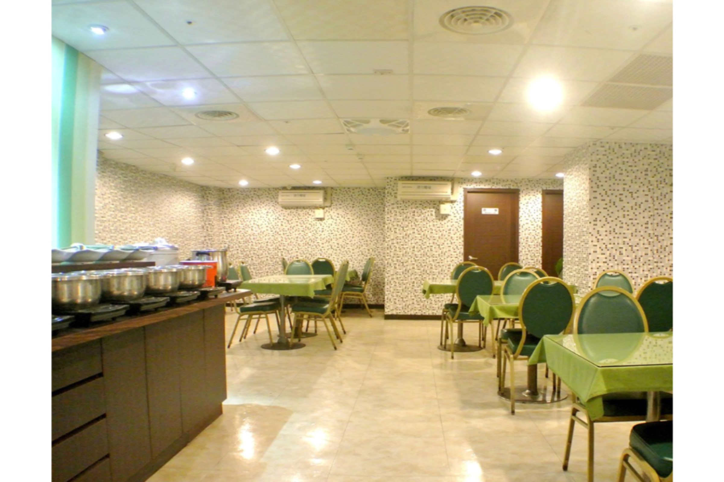 New World Hotel
