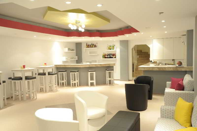 Evalia Apts