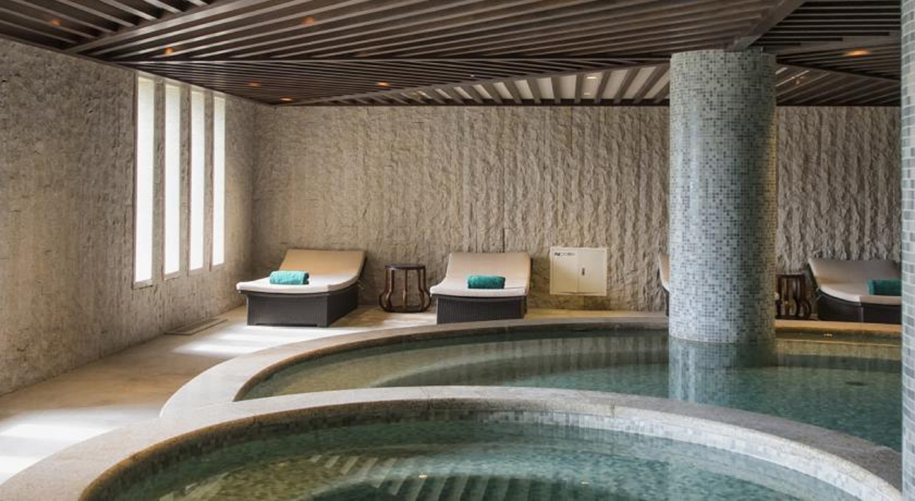 Banyan Tree Chongqing Beibei by null