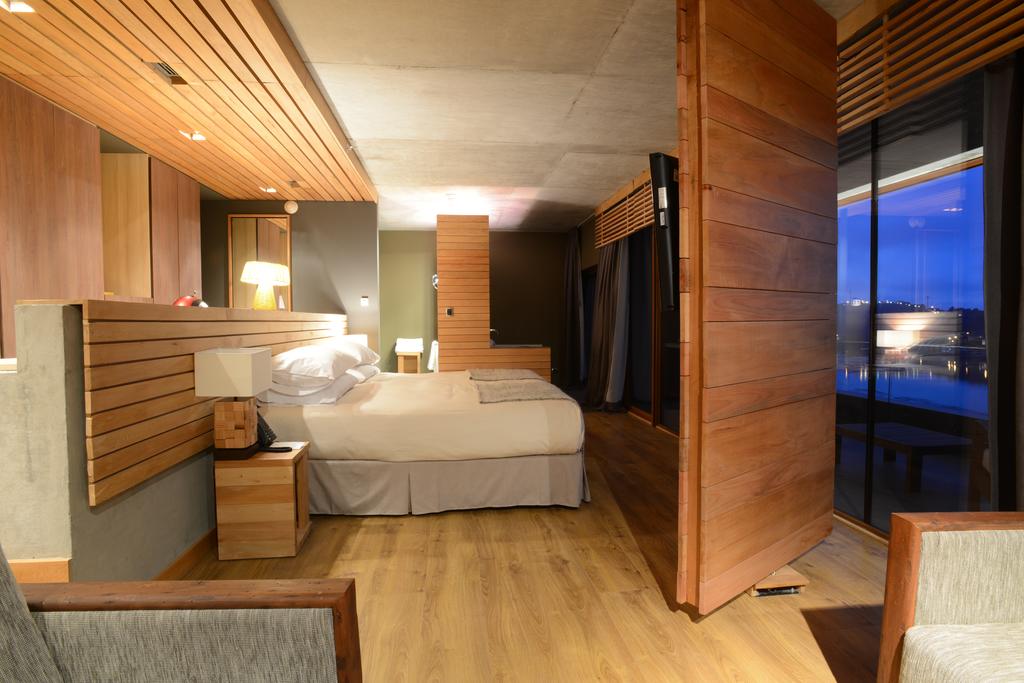 Enjoy Chiloé. Hotel De La Isla by null