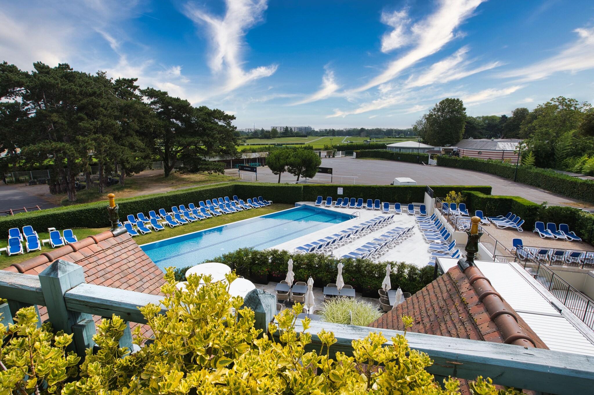 Renaissance Paris Hippodrome de St. Cloud Hotel by null