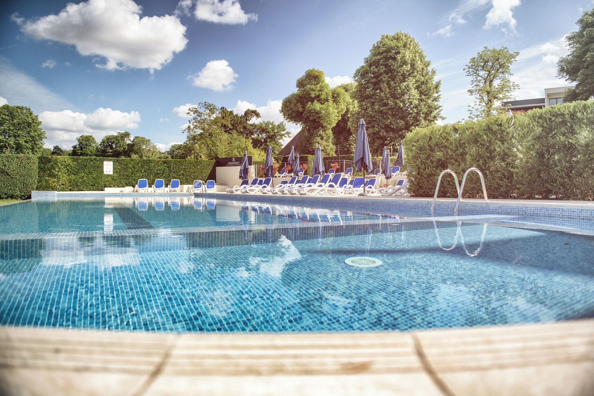 Renaissance Paris Hippodrome de St. Cloud Hotel by null