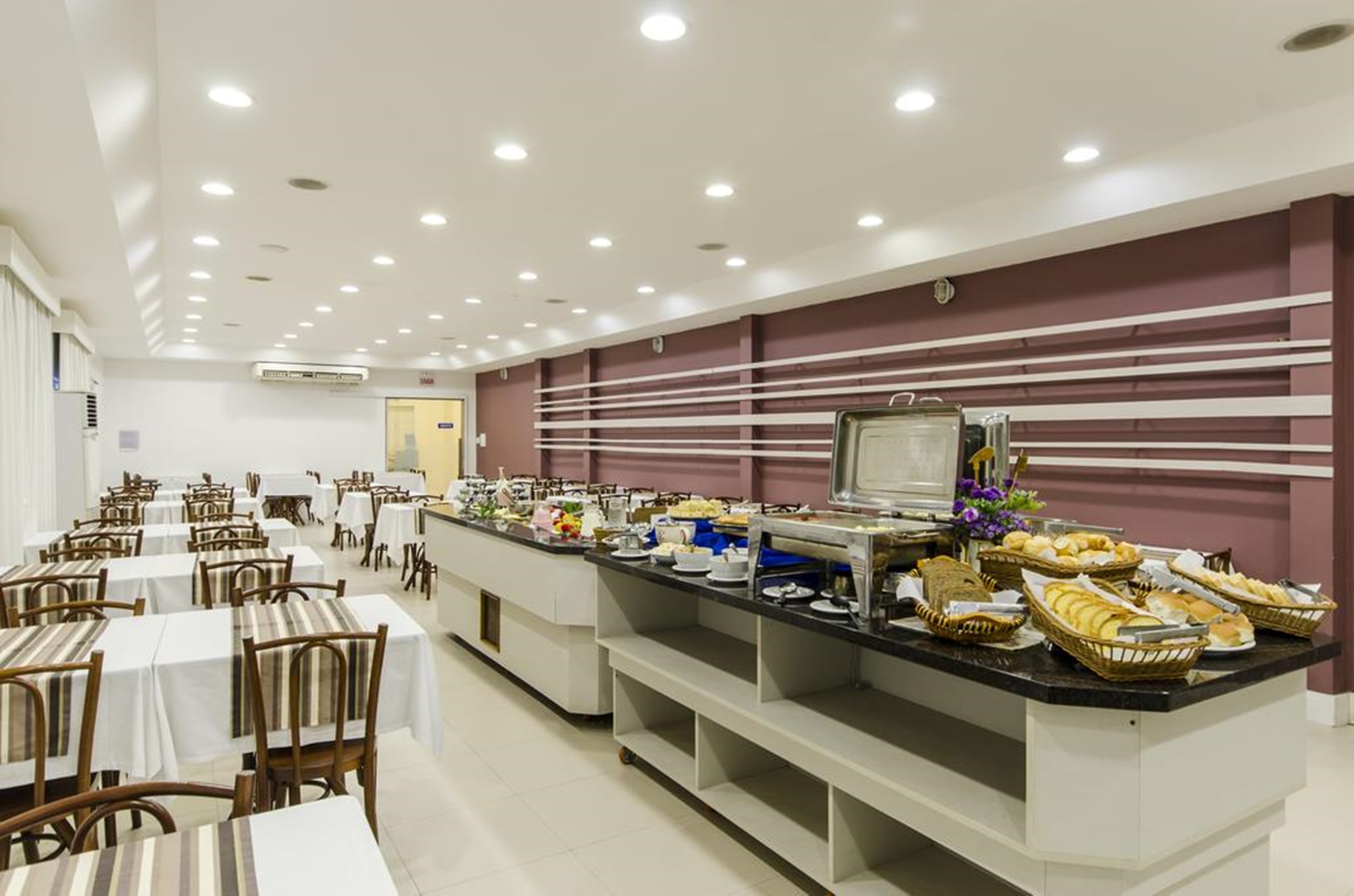 Ryan Hotel