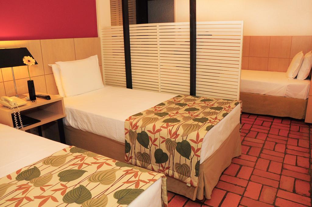 Ferraretto Guaruja Hotel