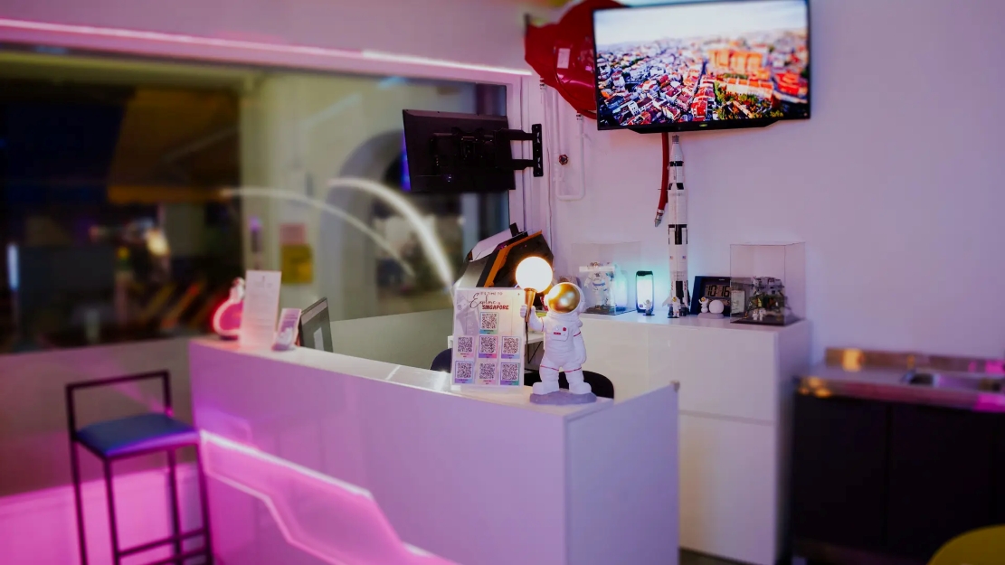 Quarters Capsule Hostel by null