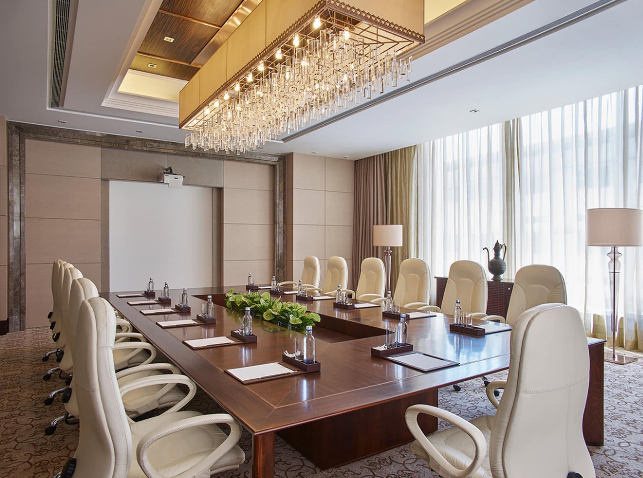 Shangri-La Bengaluru by null
