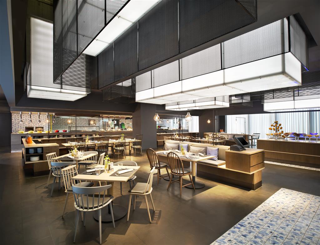 Le Meridien Zhengzhou by null