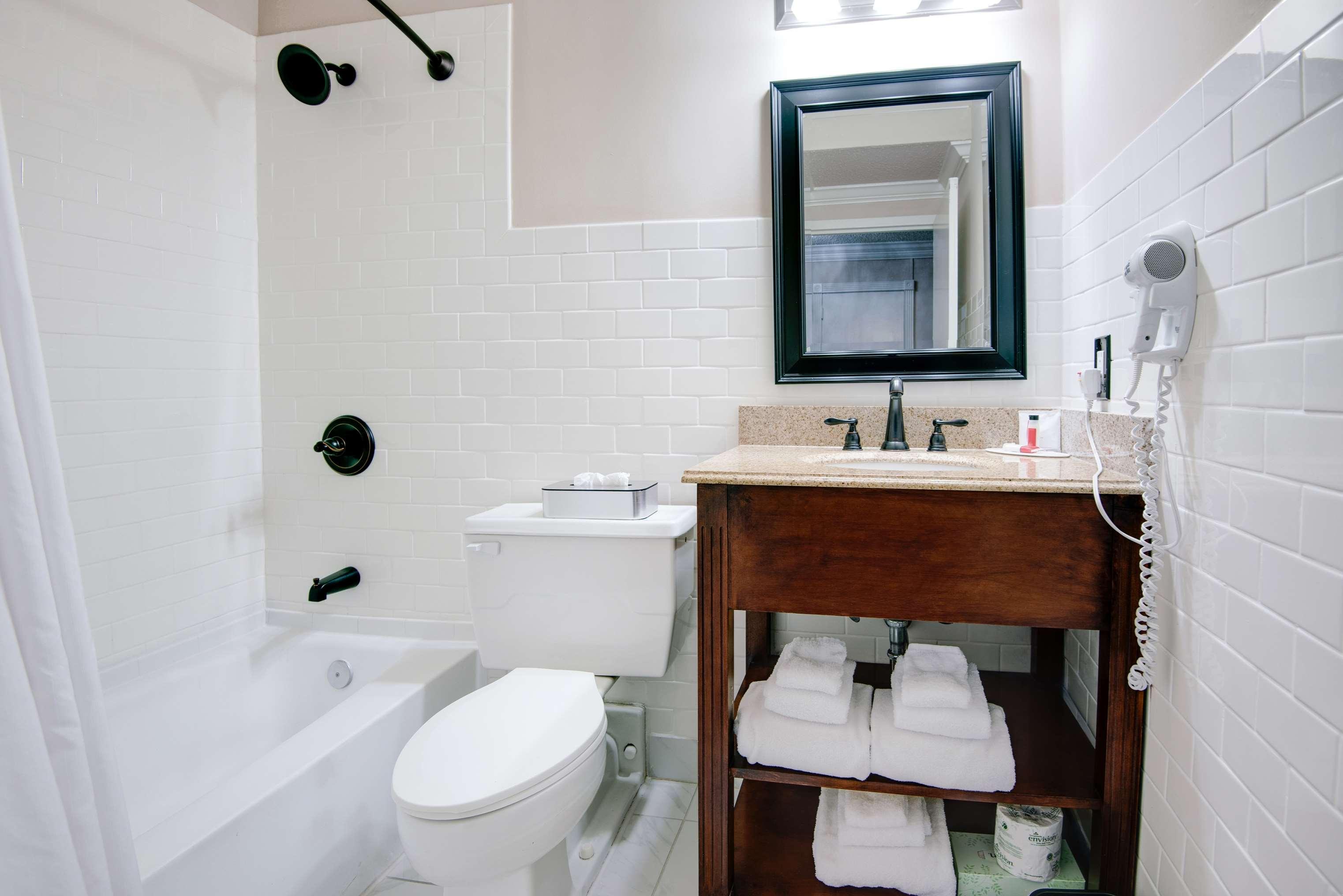 Ramada by Wyndham Metairie New Orleans Airport