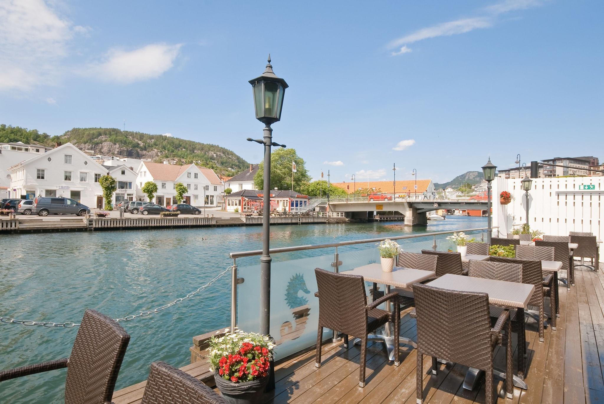 Maritim Fjordhotel by null