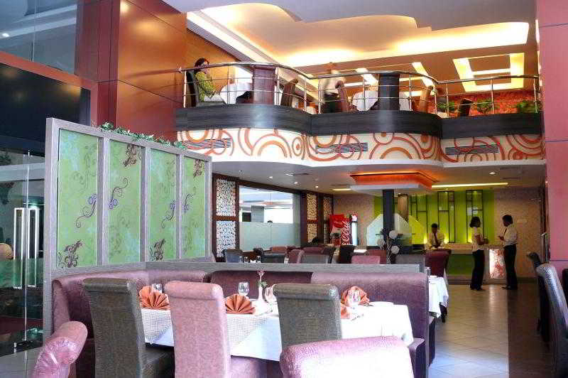 Hotel Gateway Grandeur