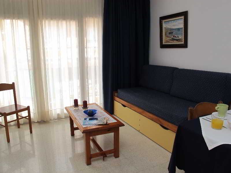 Santi Apartamentos