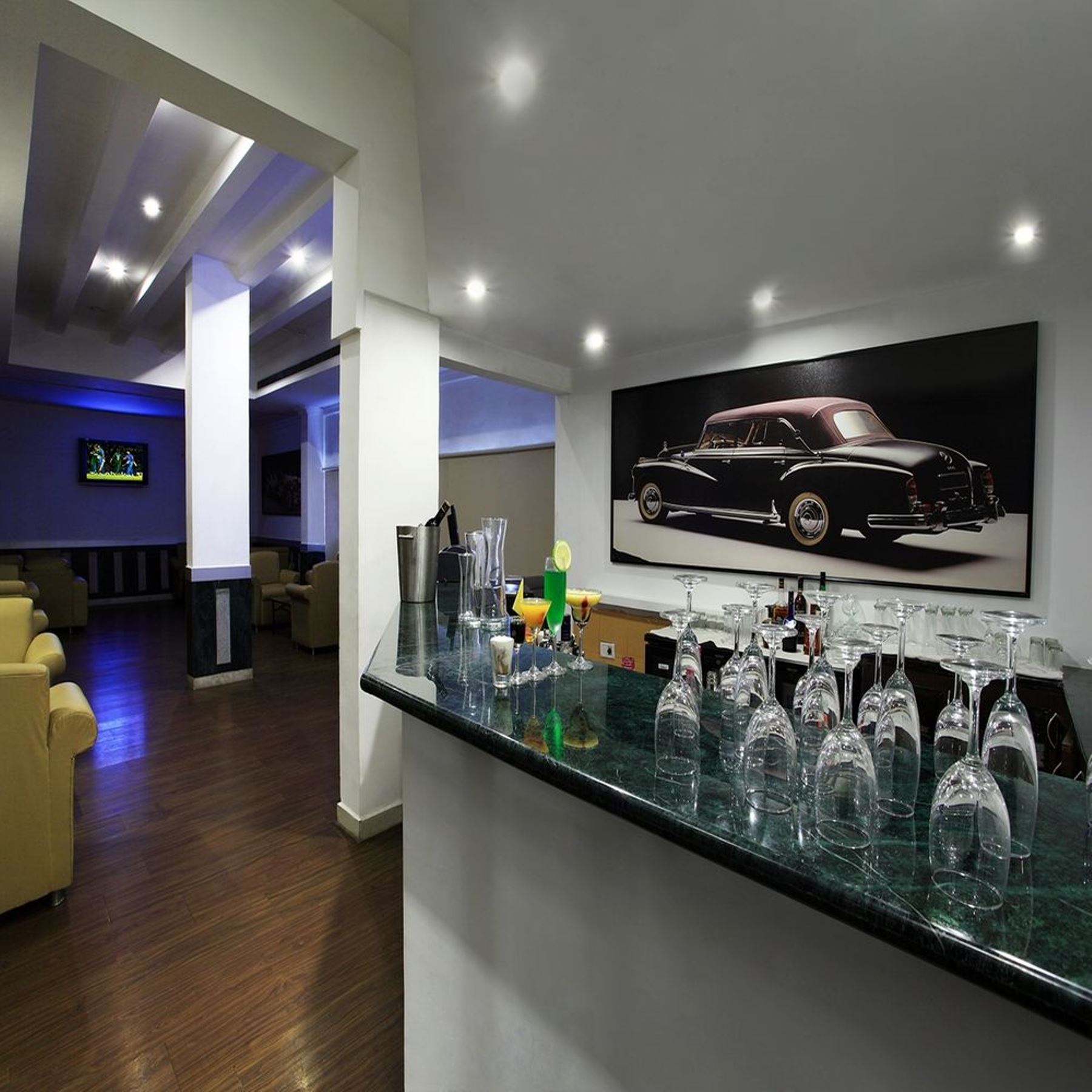 Abu Sarovar Portico Hotel - Chennai