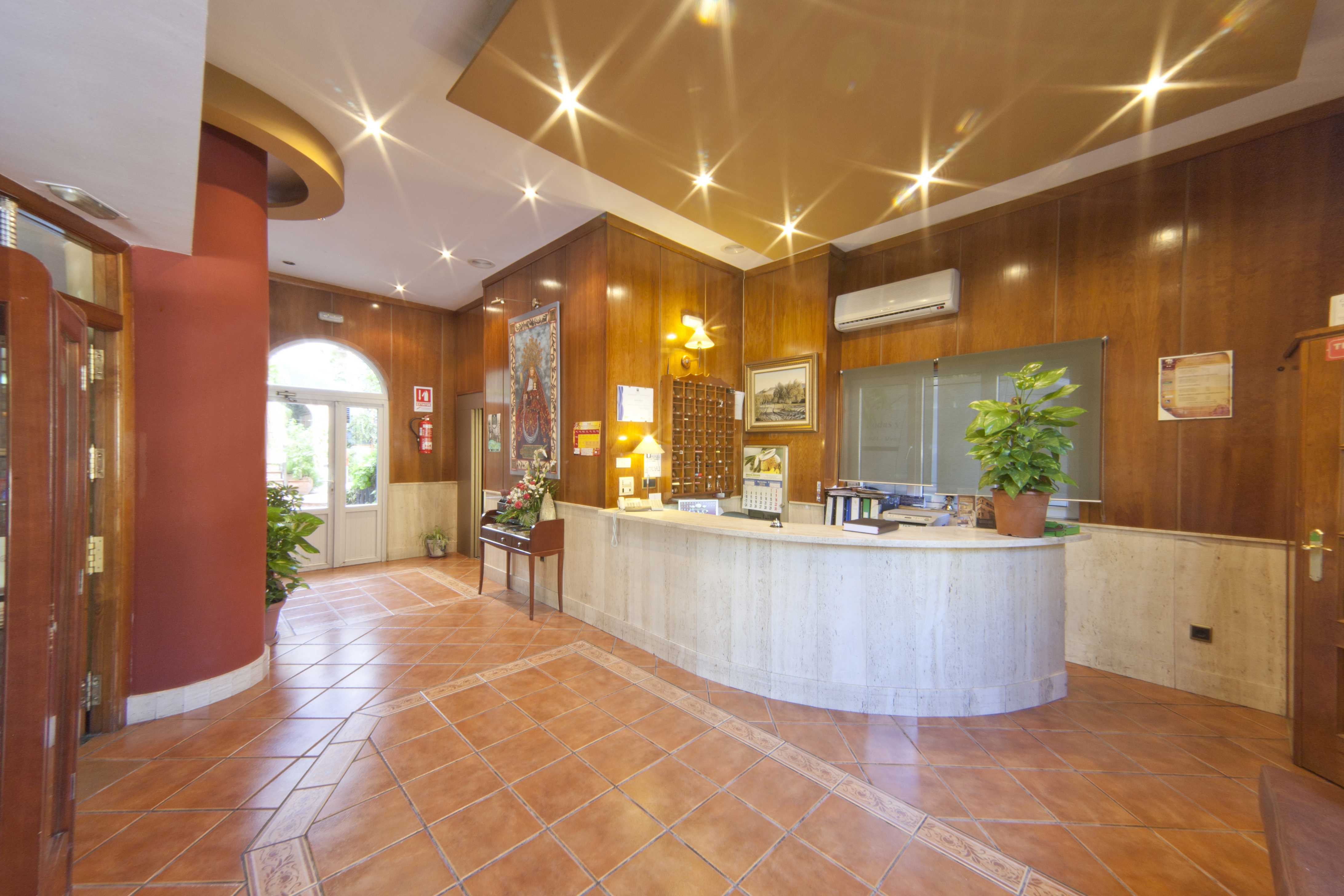 Hotel Plaza Manjón