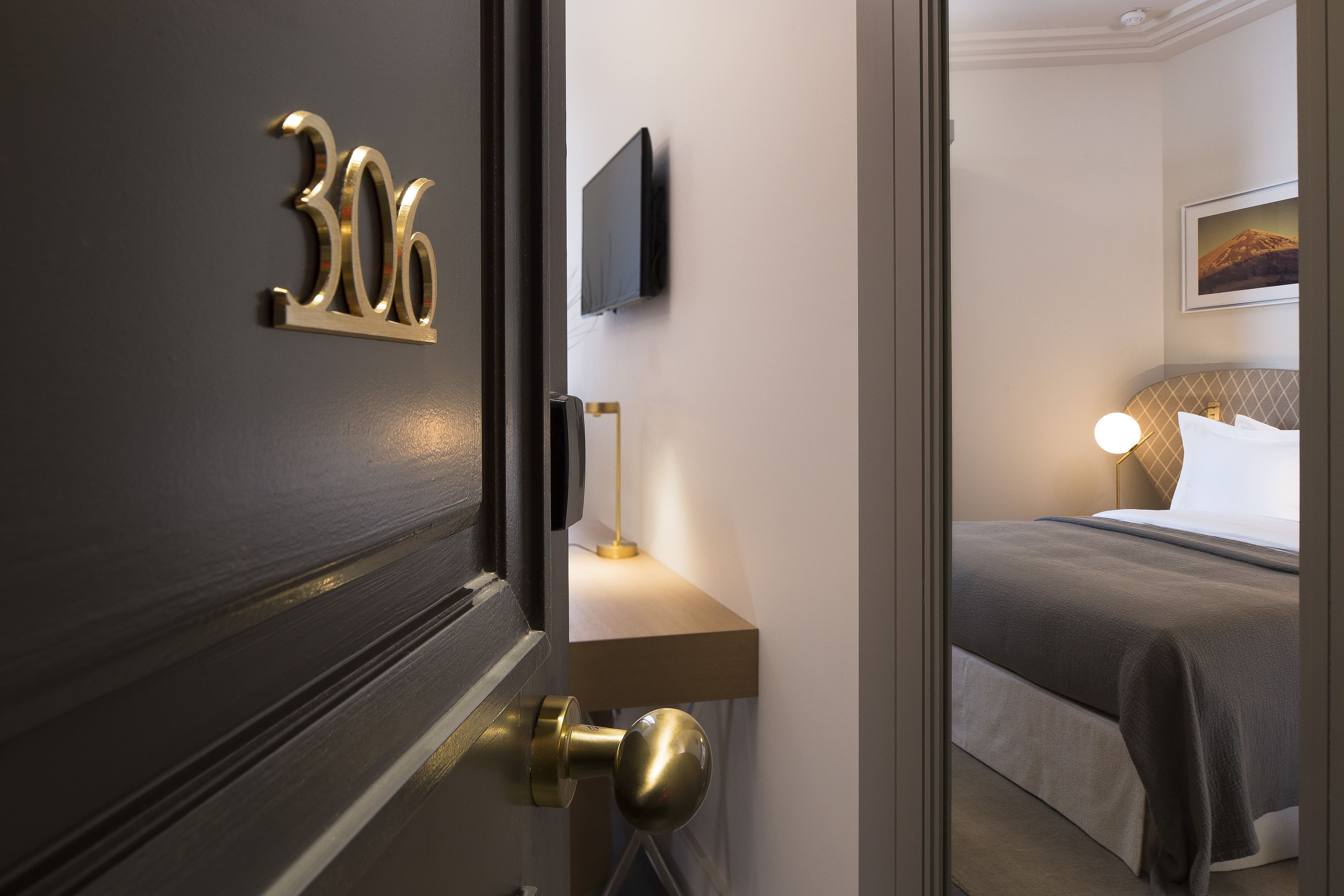 Hôtel Le Marianne - Champs Elysées - Paris 8e by null