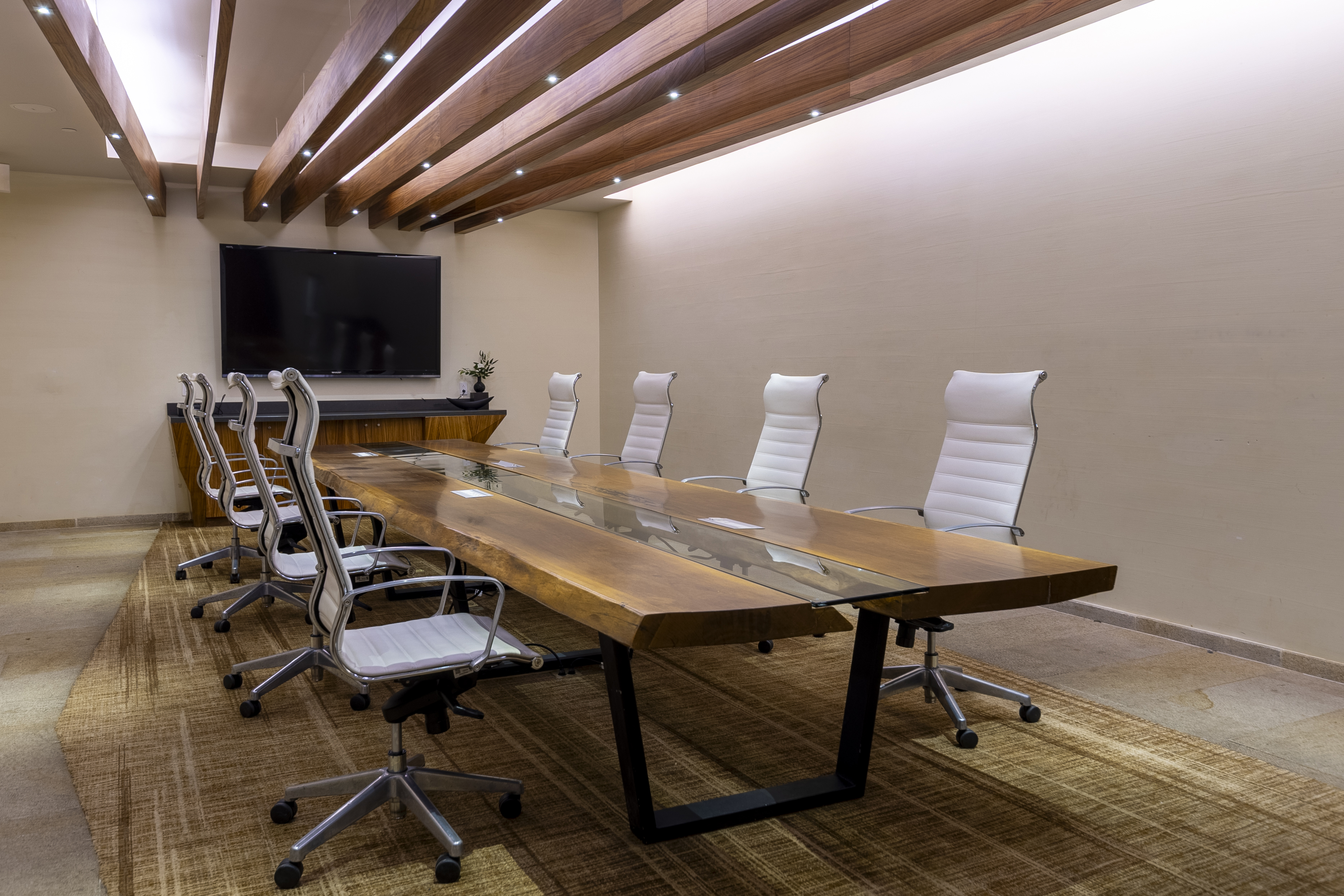 evossion by Live Aqua Playa del Carmen AI Only Ad - nuotrauka