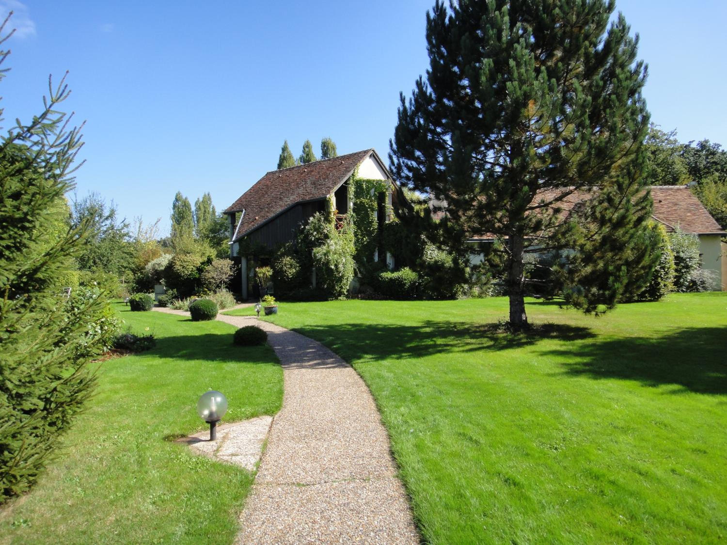 Domaine De L'Arbrelle