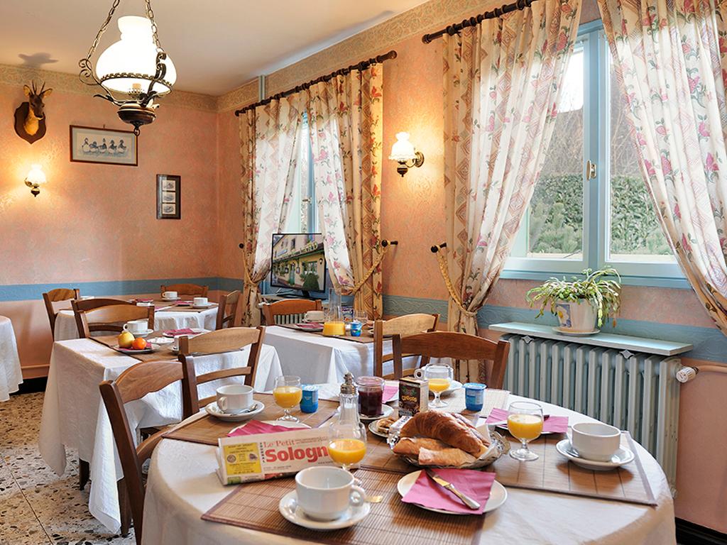 Logis Auberge À La Tête De Lard