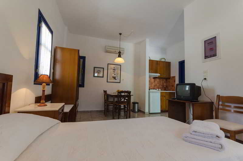 Mouras Studios - Seaside en-suite Studios in Astypalaia by null