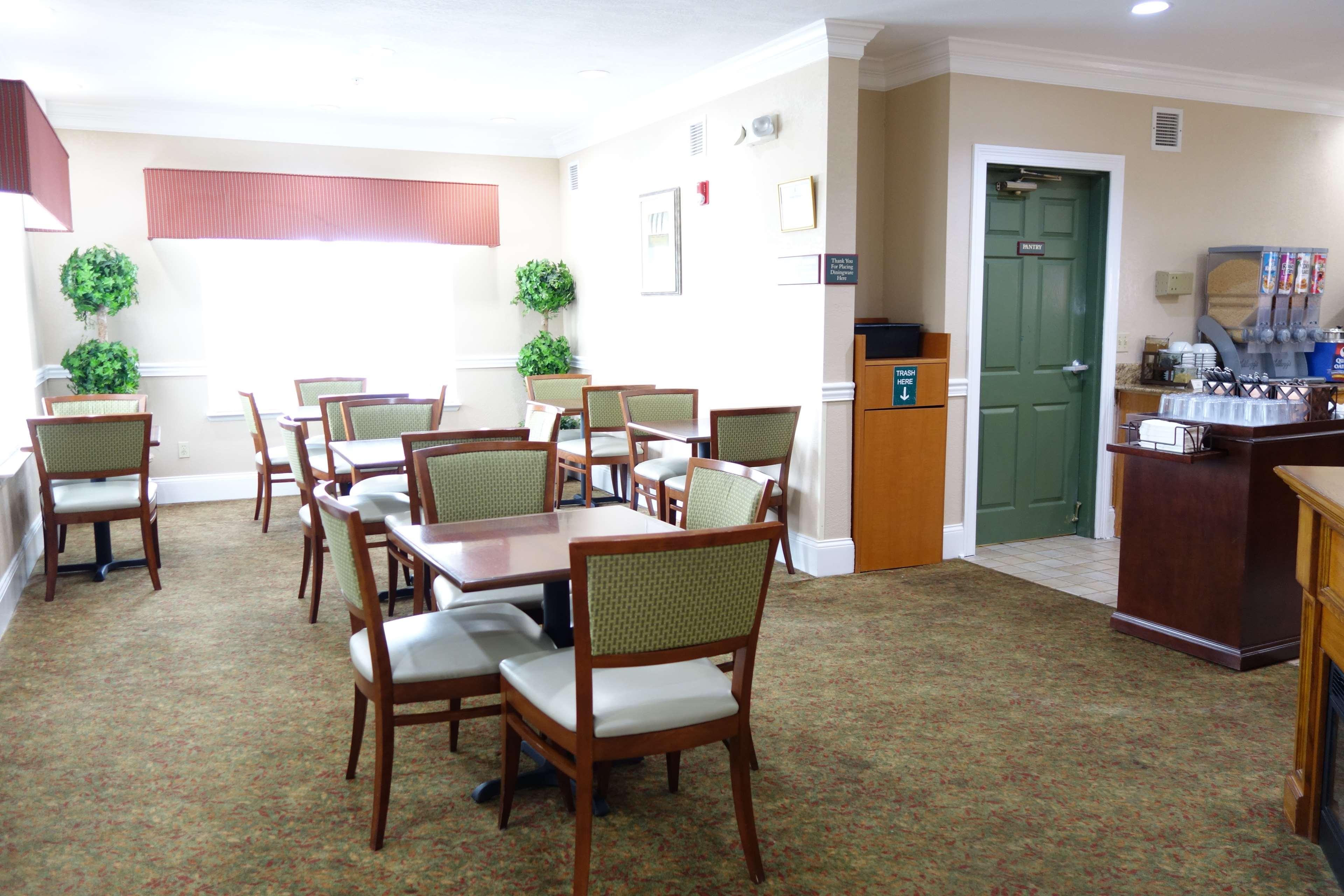 Country Inn & Suites by Radisson Biloxi-Ocean Spr