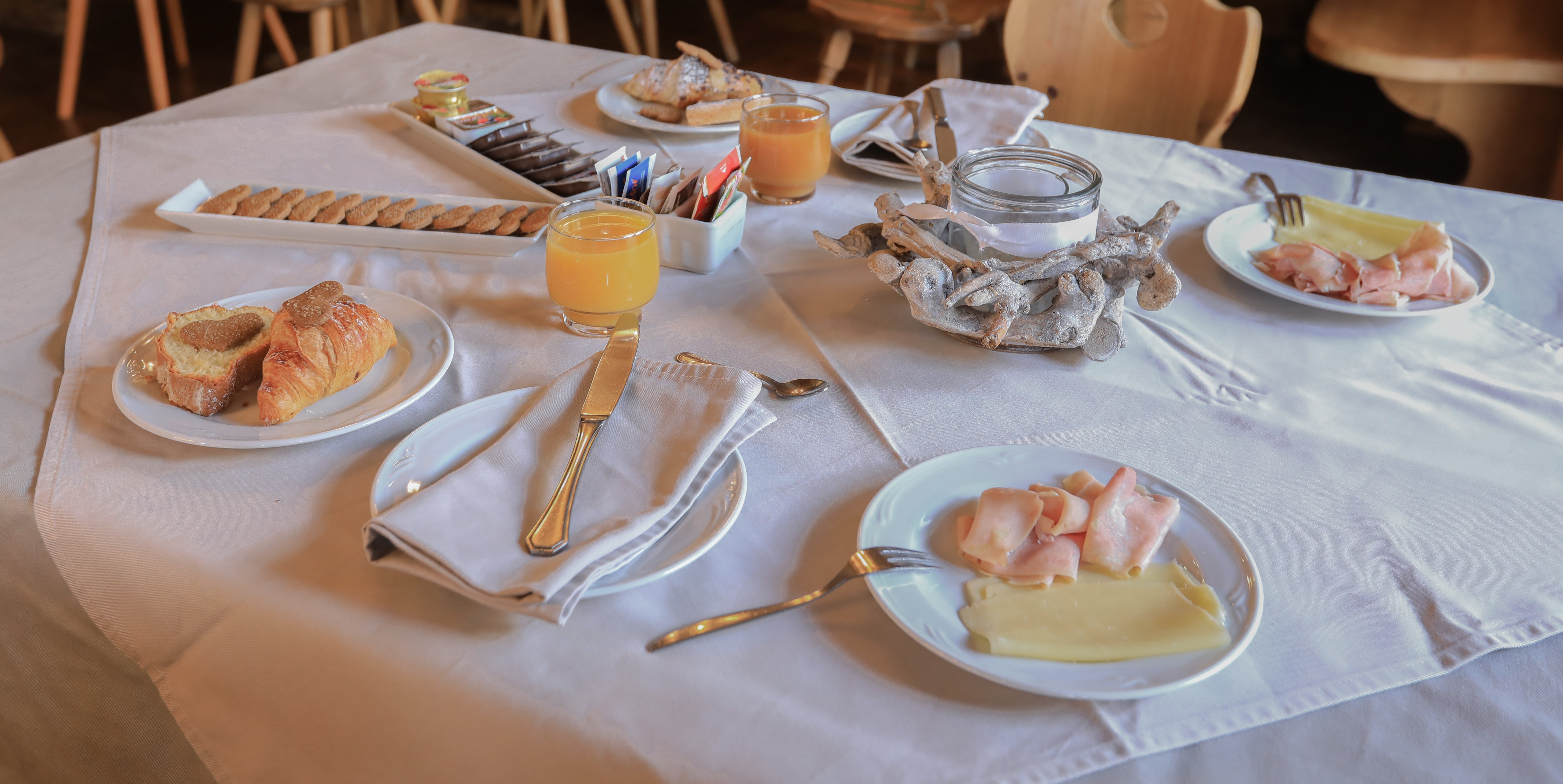 Swadeshi Hotel Perla