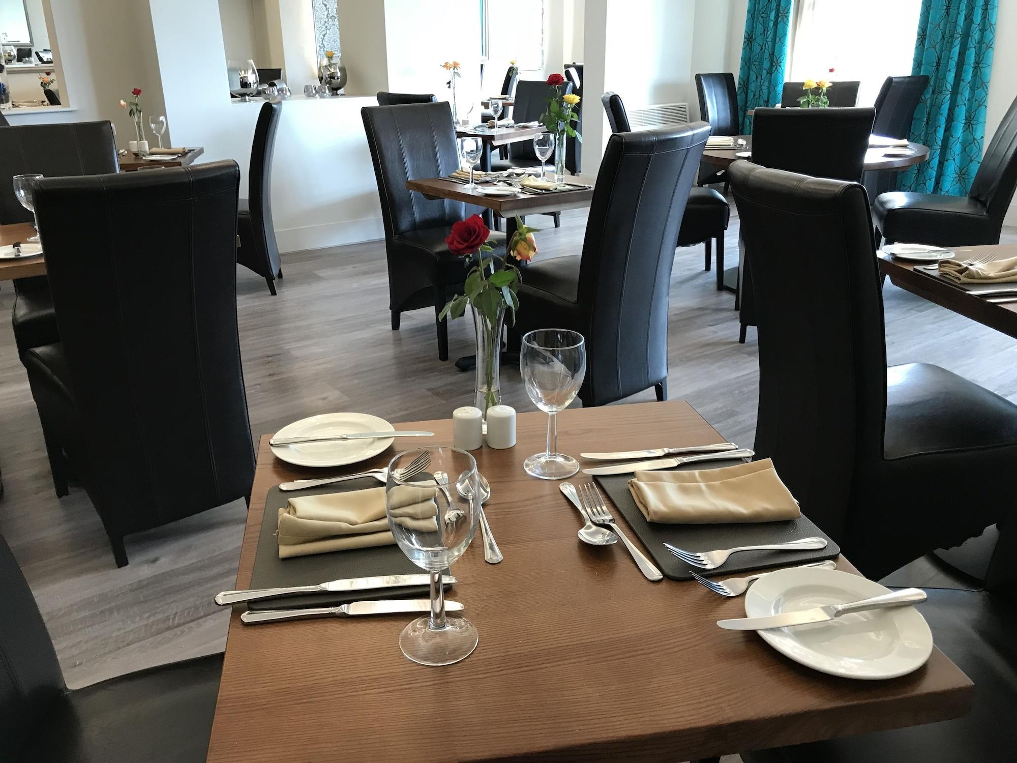 Links Country Park Hotel   Leisure