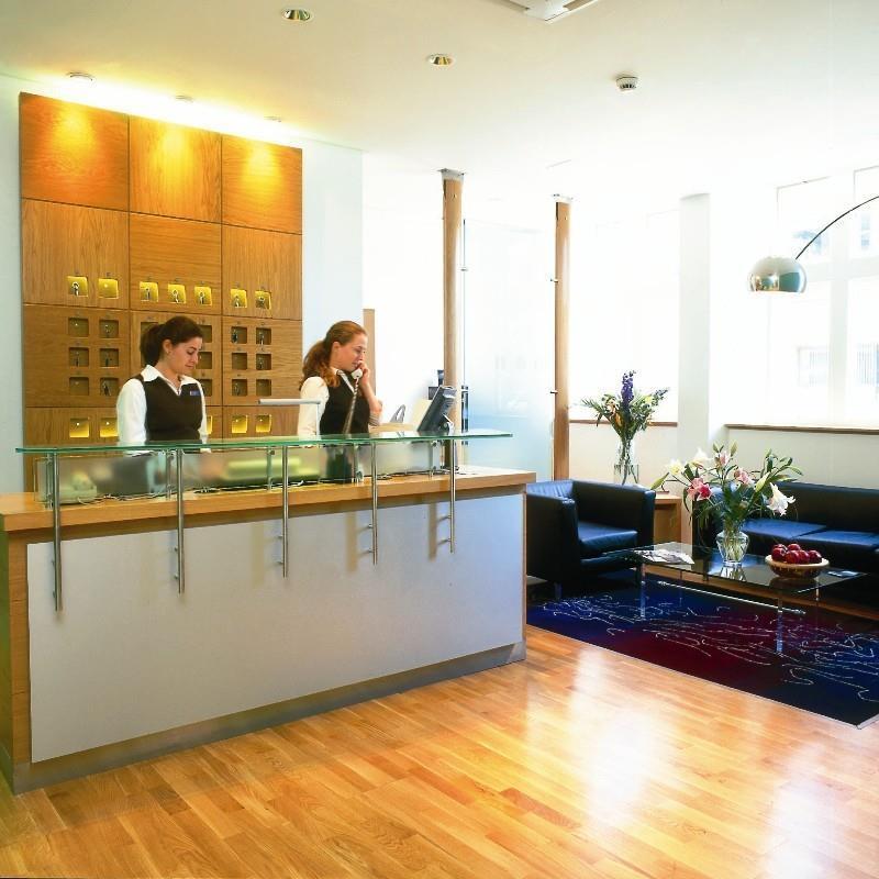 Royal Oxford Hotel by null