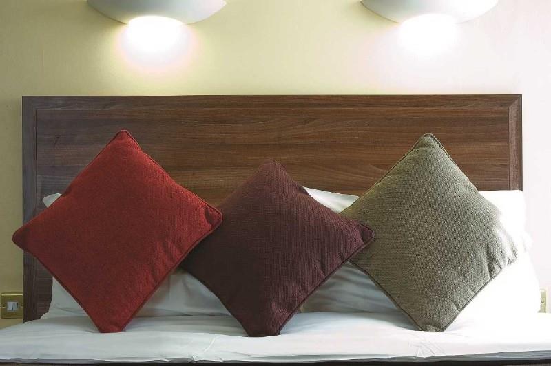 Royal Oxford Hotel by null