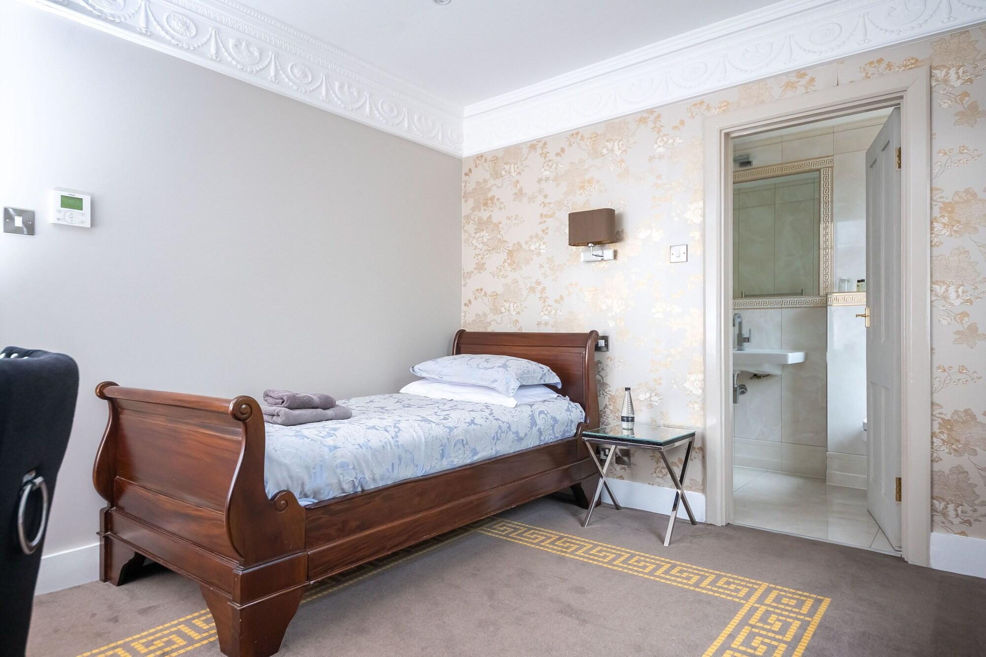Manor House Hotel Guildford