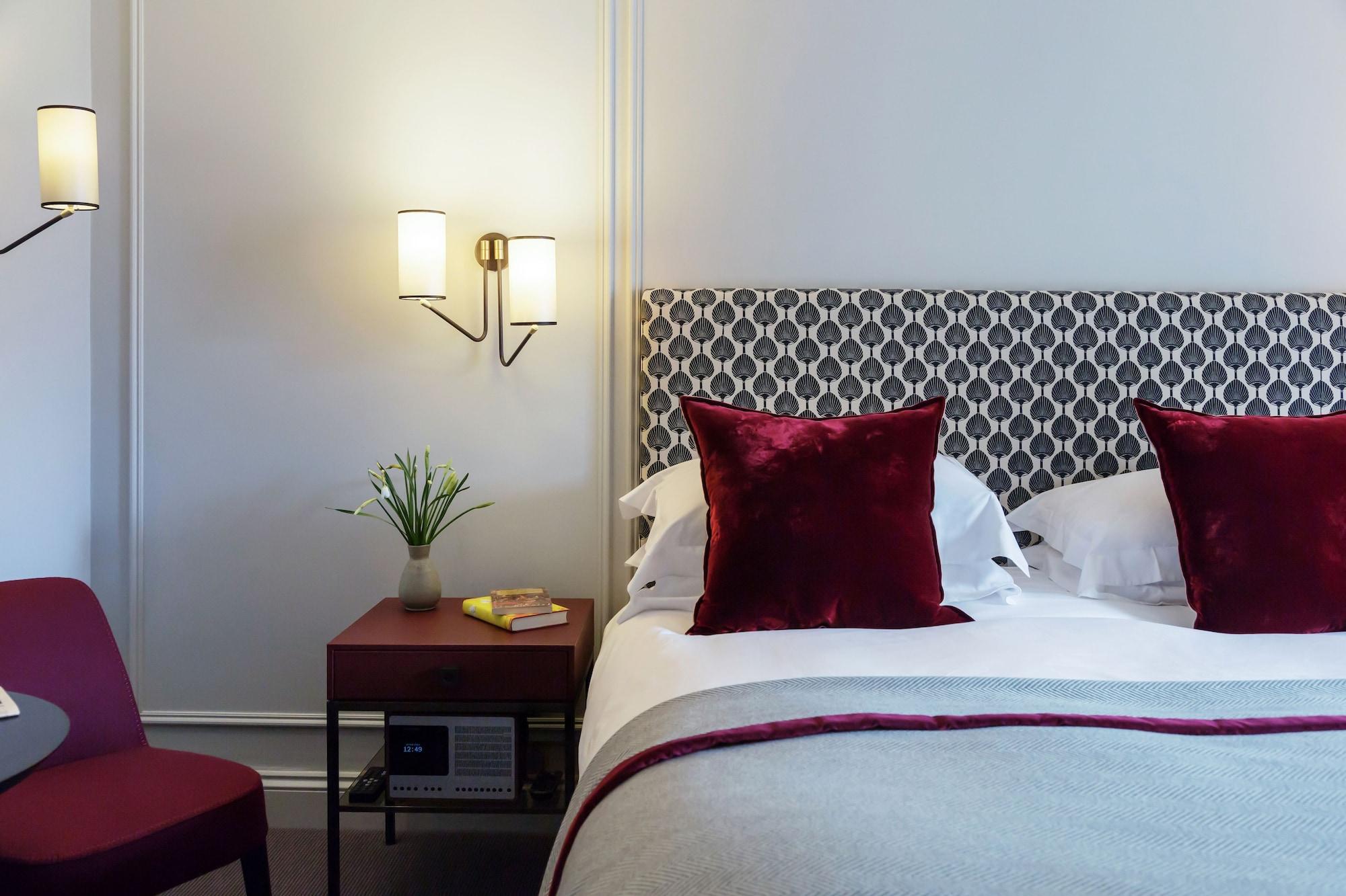 Old Parsonage Hotel by null