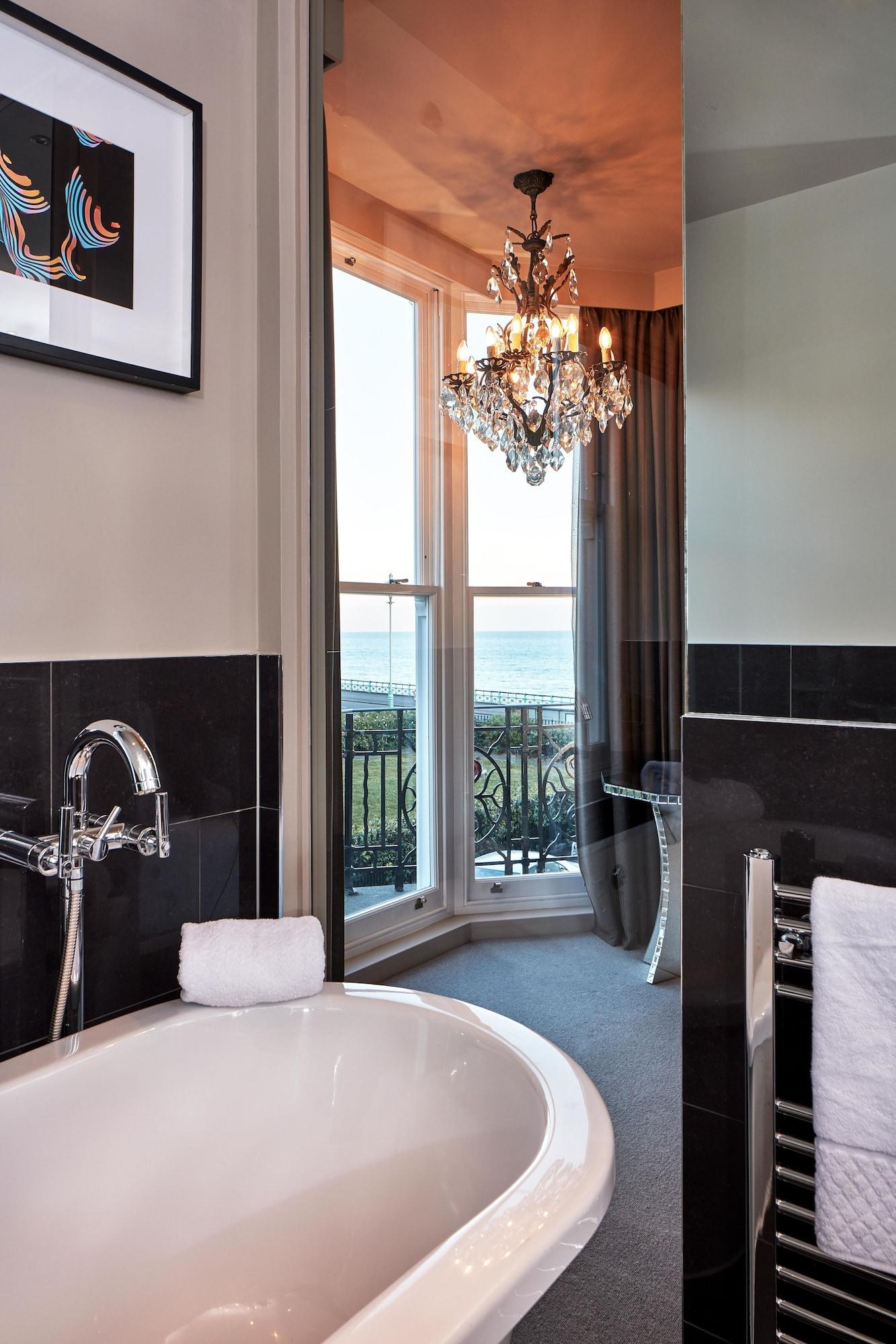 Square Townhouse by null