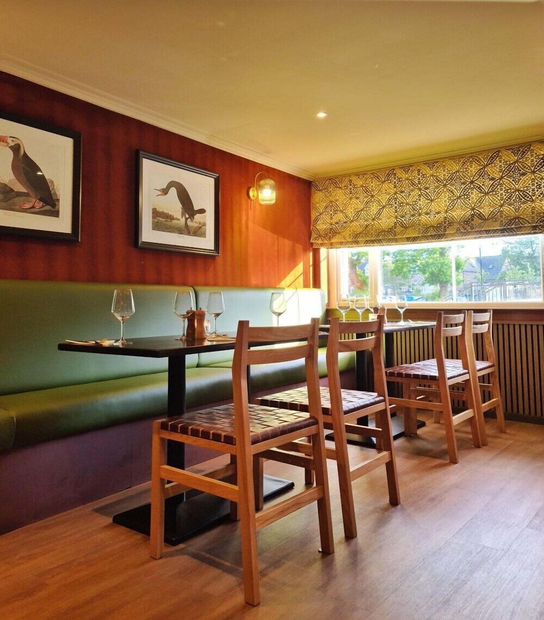 Alyth Hotel
